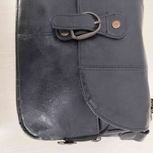 Largo レザーショルダーバッグ メンズ