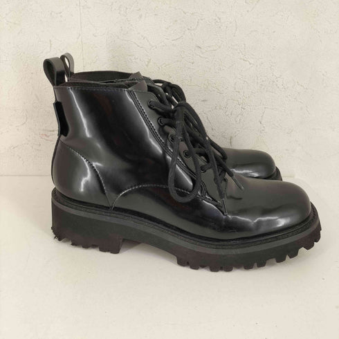 チャールズアンドキース CHARLES&KEITH リジッドソール コンバットブーツ レディース JPN:38