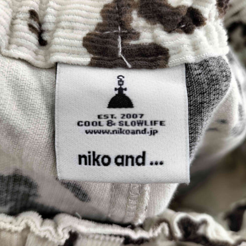 ニコアンド niko and... プリントコーデュロイパンツ カウ柄 レディース FREE