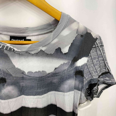 デシグアル Desigual ONE WAY グラフィック Tシャツ レディース L