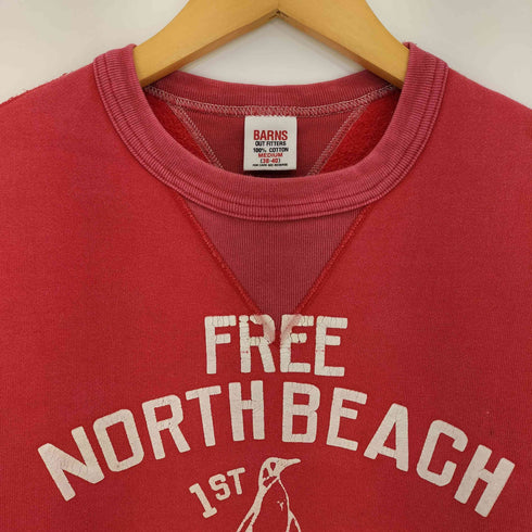 バーンズ アウト フィッターズ BARNS OUT FITTERS 両Vガゼット 4段プリント FREE NORTH BEACHクルーネック スウェット メンズ JPN:M