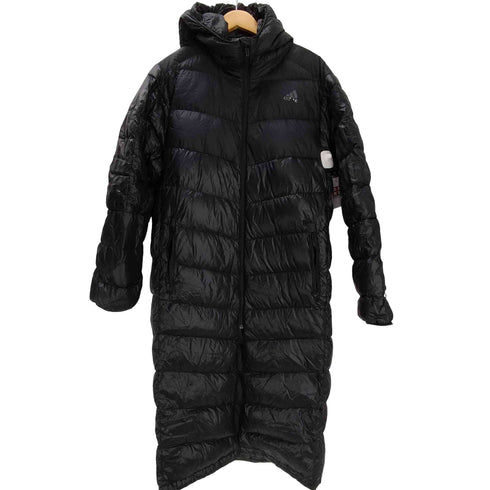 アディダス adidas パフォーマンスロゴ プリント スリーストライプライン フーデッド ロング ダウン ベンチ コート メンズ import:M