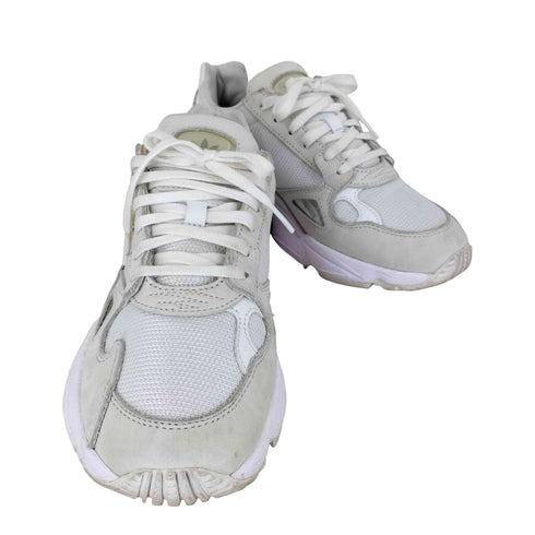 アディダス adidas Falcon ローカットスニーカー レディース 24