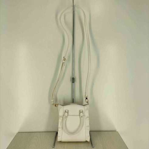 サマンサベガ Samantha Vega プチビジューフラッタースマホショルダー レディース