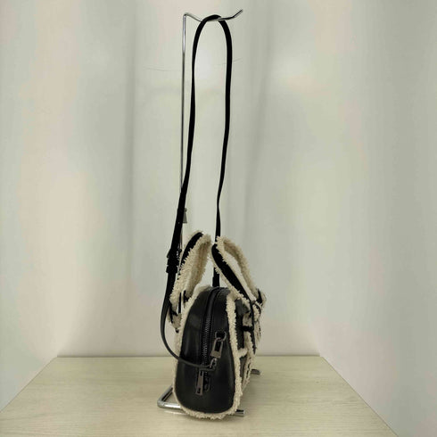 エモダ EMODA 23aw フェイクムートンボストンバッグ レディース