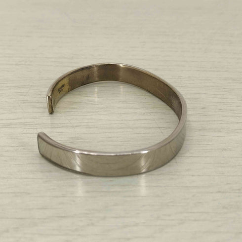 メゾンマルジェラ Maison Margiela イタリア製 925刻印 ロゴ刻印 シルバーバングル メンズ