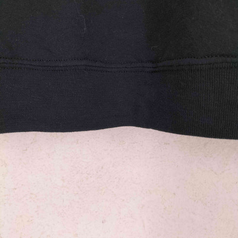 フルーツオブザルーム FRUIT OF THE LOOM FUCK RACISM 前Vガゼット ラメプリントクルーネックスウェット メンズ XL