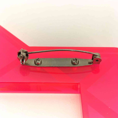 イッセイミヤケ ISSEY MIYAKE クリスタル ブローチ レディース