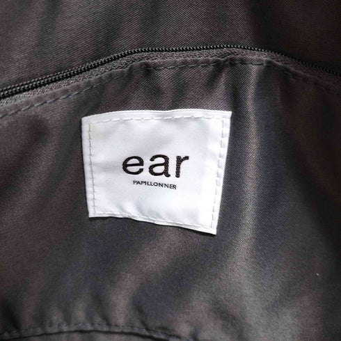 イアパピヨネ ear PAPILLONNER ショルダー付き樹脂パーツトートバッグ レディース M