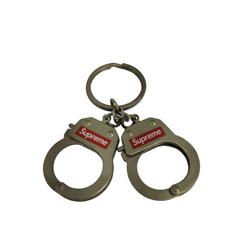 シュプリーム Supreme 17AW HANDCUFFS KEYCHAIN メンズ