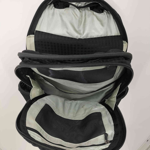 パタゴニア patagonia LIGHTWIRE PACK ライトワイヤー バックパック メンズ