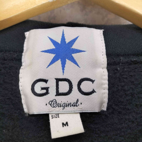 ジーディーシー GDC 八芒星 ロゴプリント プルオーバーパーカー メンズ import:M