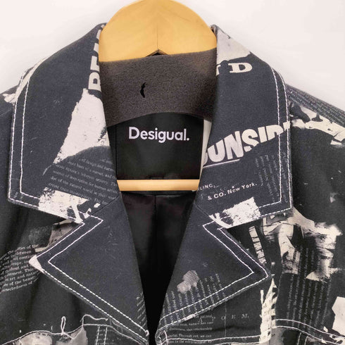 デシグアル Desigual 新聞プリントのジッパージャケット レディース import:XS