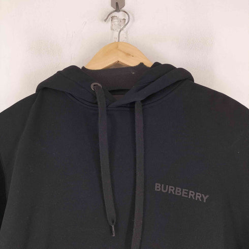 バーバリーロンドン BURBERRY LONDON モノグラムモチーフバックプリントプルオーバーパーカー メンズ import:M