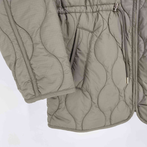 ザラ ZARA 撥水加工入りフード付きパフジャケット レディース import:M