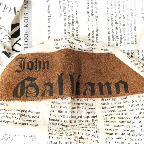ジョンガリアーノ JOHN GALLIANO News Paper print T-shirt メンズ import:S