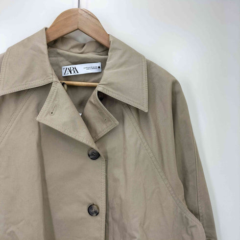 ザラ ZARA OVERSIZED RUNS BIG Buttoned Trench Coat バックボタン オーバーサイズトレンチコート レディース import:XS