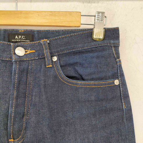 アーペーセー A.P.C. petit new standard ボタンフライ デニムパンツ メンズ 29