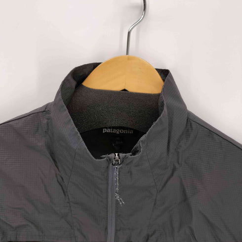 パタゴニア patagonia フーディニスタッシュ1/2ジップ プルオーバー メンズ JPN:XS