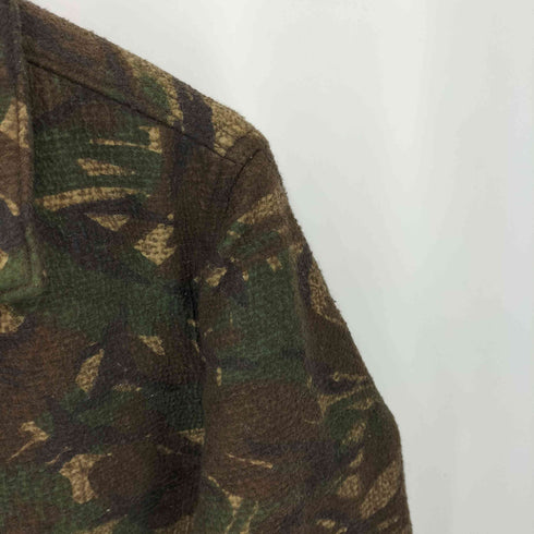 セヴシグ SEVESKIG カモフラ ナイロンコート メンズ M