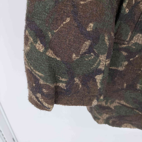 セヴシグ SEVESKIG カモフラ ナイロンコート メンズ M