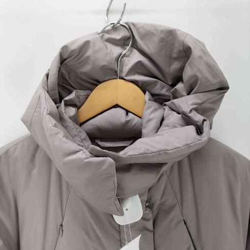 ハートイッセイミヤケ Haat ISSEY MIYAKE オーバーサイズ フーデッド ロング ダウン コート レディース JPN:3