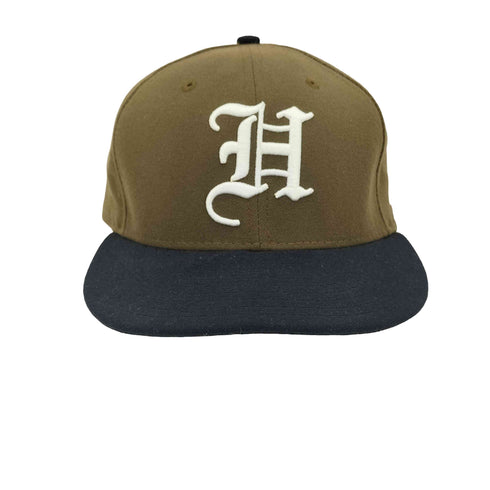 ニューエラ NEW ERA PRIDE FITTED ロゴ刺繍 6パネルキャップ メンズ 7 1/4