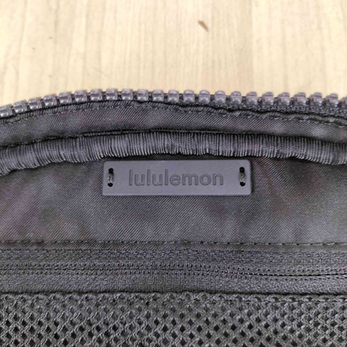 ルルレモン lululemon Oval Top-Access Kit レディース