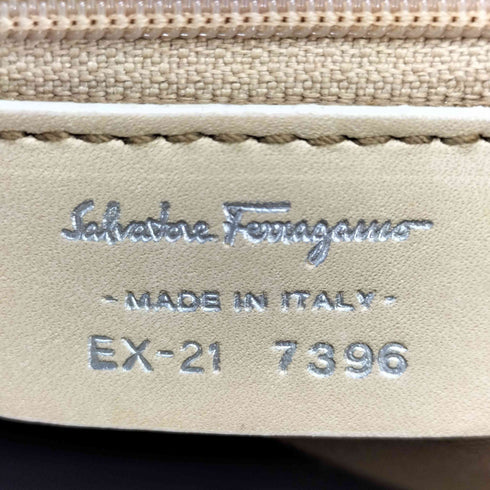 サルヴァトーレフェラガモ Salvatore Ferragamo イタリア製 ガンチーニ トート バッグ レディース