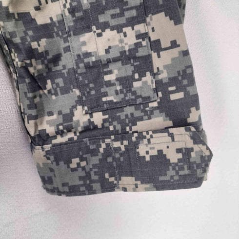 ユーエスアーミー U.S. ARMY USA製 カモ柄 ACU ミリタリージャケット メンズ import:S