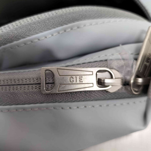 CIE シー GRID3 2WAY SLING BAG グリッド3 スリングバッグ ショルダーバッグ メンズ 3L