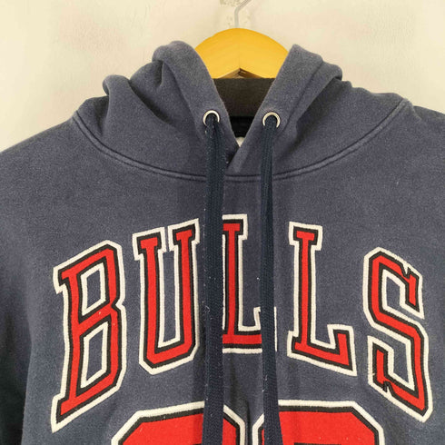 シュプリーム Supreme シカゴ BULLS プルオーバーパーカー メンズ