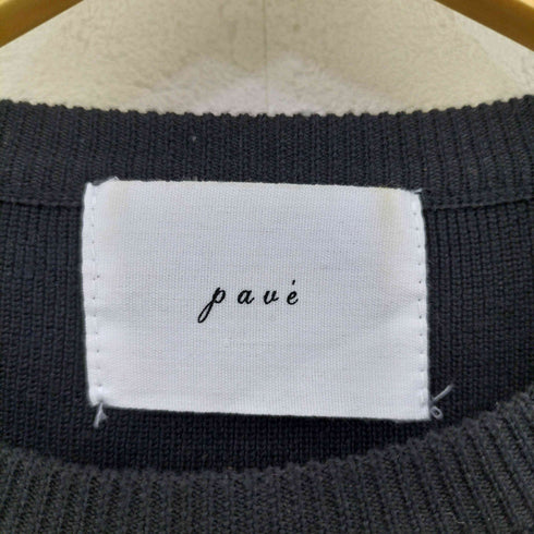 pave 腕に咲く満開の花。シアーショルダートップス レディース