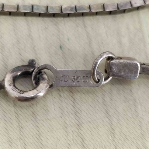 ヨンドシー 4℃ SILVER刻印デザインネックレス レディース