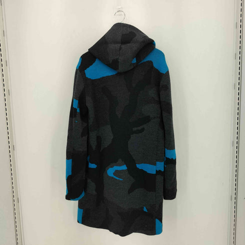 ウノピュウノウグァーレトレ 1PIU1UGUALE3 big camo neck zip coat メンズ VI