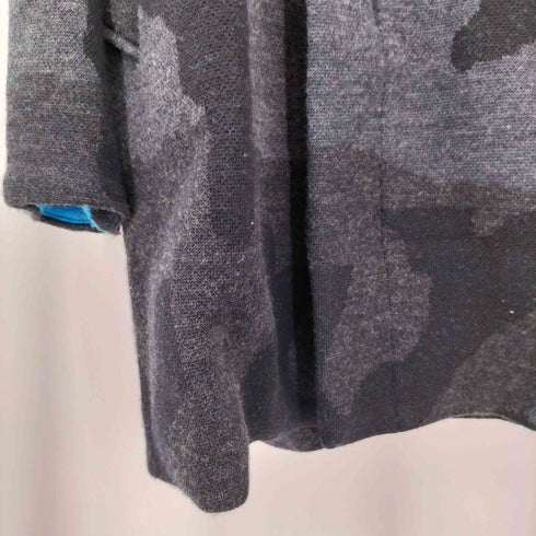 ウノピュウノウグァーレトレ 1PIU1UGUALE3 big camo neck zip coat メンズ VI