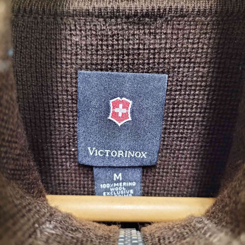 ビクトリノックス VICTORINOX 異素材切替ジップアップニット ドライバーズニット メンズ import:M