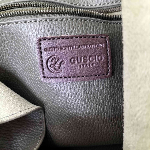 グッシオ GUSCIO センター切り替えVカットトートバッグ レディース