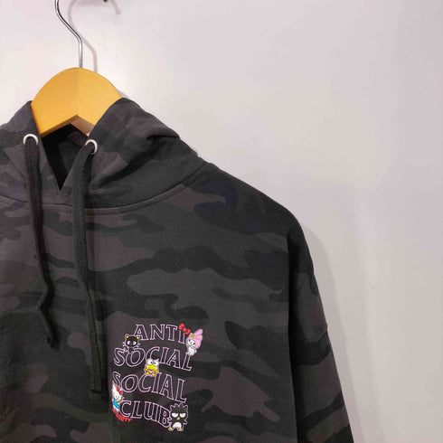 アンチソーシャルソーシャルクラブ ANTI SOCIAL SOCIAL CLUB ×Hello Kitty and Friends カモ柄 プルオーバー パーカー メンズ import:XL