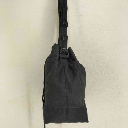 エムエイチエル MHL. キャンバス巾着バッグ メンズ