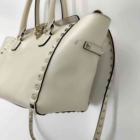 ヴァレンティノガラヴァーニ VALENTINO GARAVANI ロックスタッズ 2wayハンドバッグ レディース