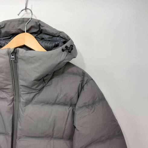 ユニクロ UNIQLO シームレスダウンパーカ メンズ JPN:M