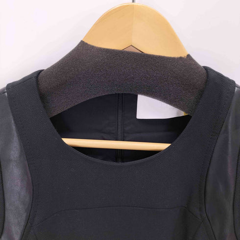 ボスヒューゴボス BOSS HUGO BOSS レザー切替ノースリーブワンピース レディース 32