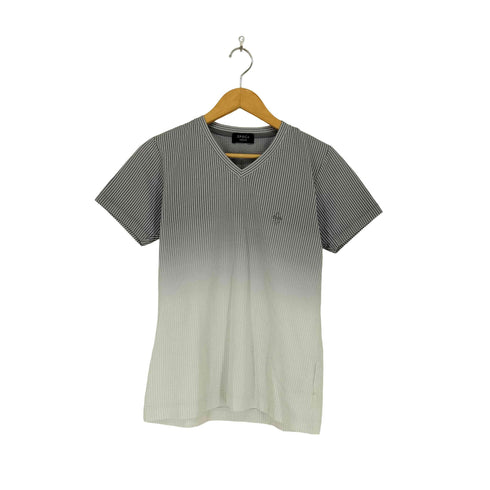 エポカウォモ Epoca uomo ラインストーンロゴ グラデーション Vネック シアサッカー Tシャツ メンズ 46