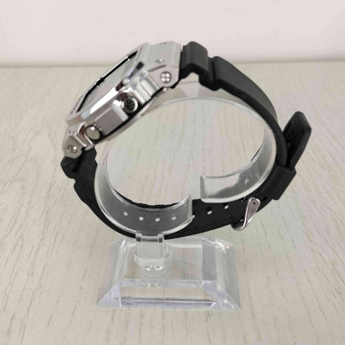 カシオ CASIO GM-5600U-1JF G-SHOCK ステンレス ムーブメント 防水 クォーツ腕時計 メンズ