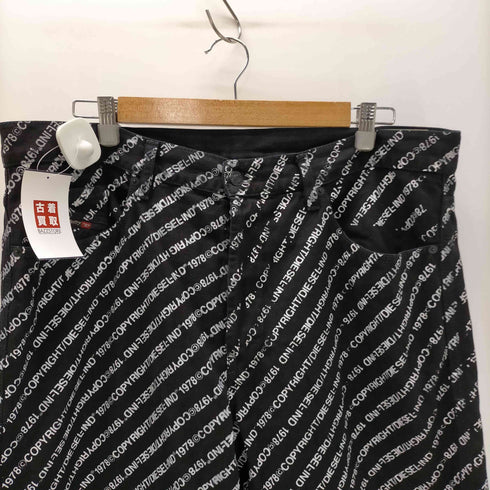 ディーゼル DIESEL 1978 copyright コピーライト プリント 総柄 5ポケット ストレート デニム パンツ メンズ W36-L32