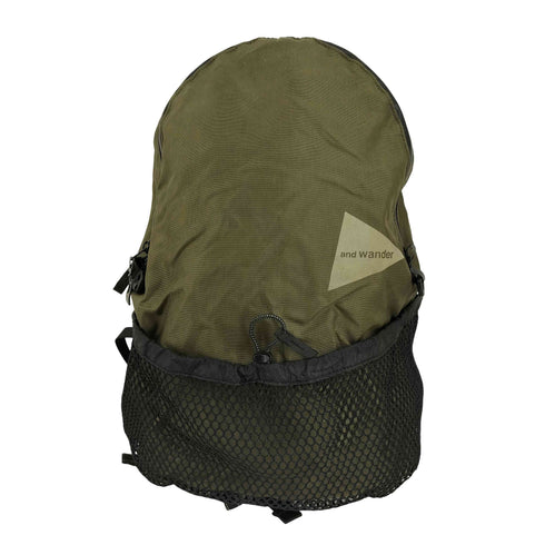 アンドワンダー and wander 20L daypack メンズ