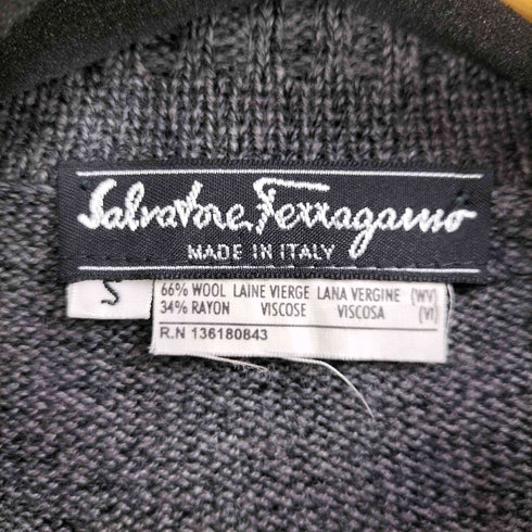 サルヴァトーレフェラガモ Salvatore Ferragamo イタリア製 ウールレーヨン 金ボタン ニットカーディガン レディース import:S