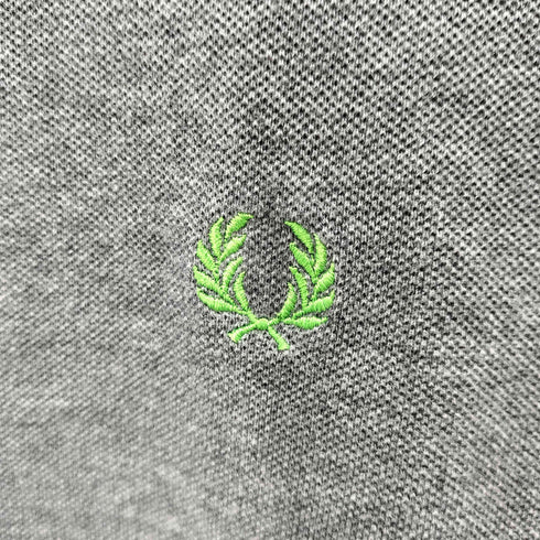 フレッドペリー FRED PERRY The Fred Perry Shirt - M12 メンズ import:S