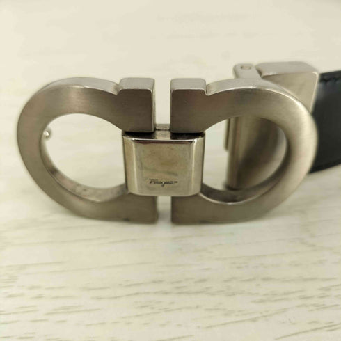 サルヴァトーレフェラガモ Salvatore Ferragamo イタリア製 ダブルガンチーニ レザーベルト レディース